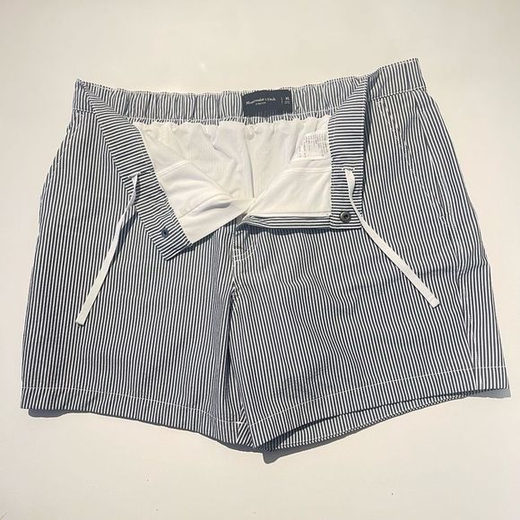 Men’s Abercrombie and Fitch swim trunks  - Picture 4 of 11